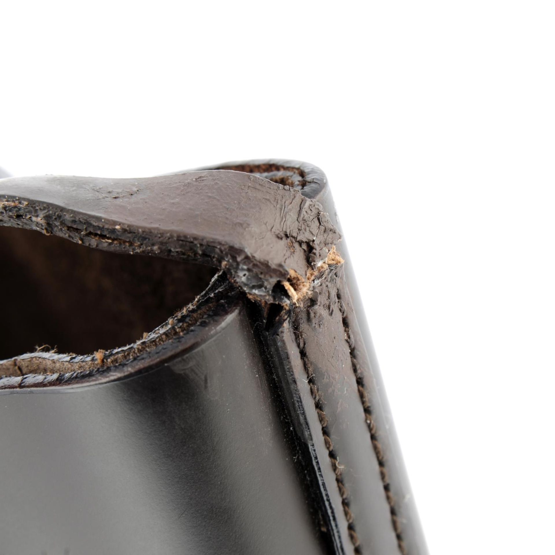 GUCCI - a brown leather handbag. - Image 5 of 5