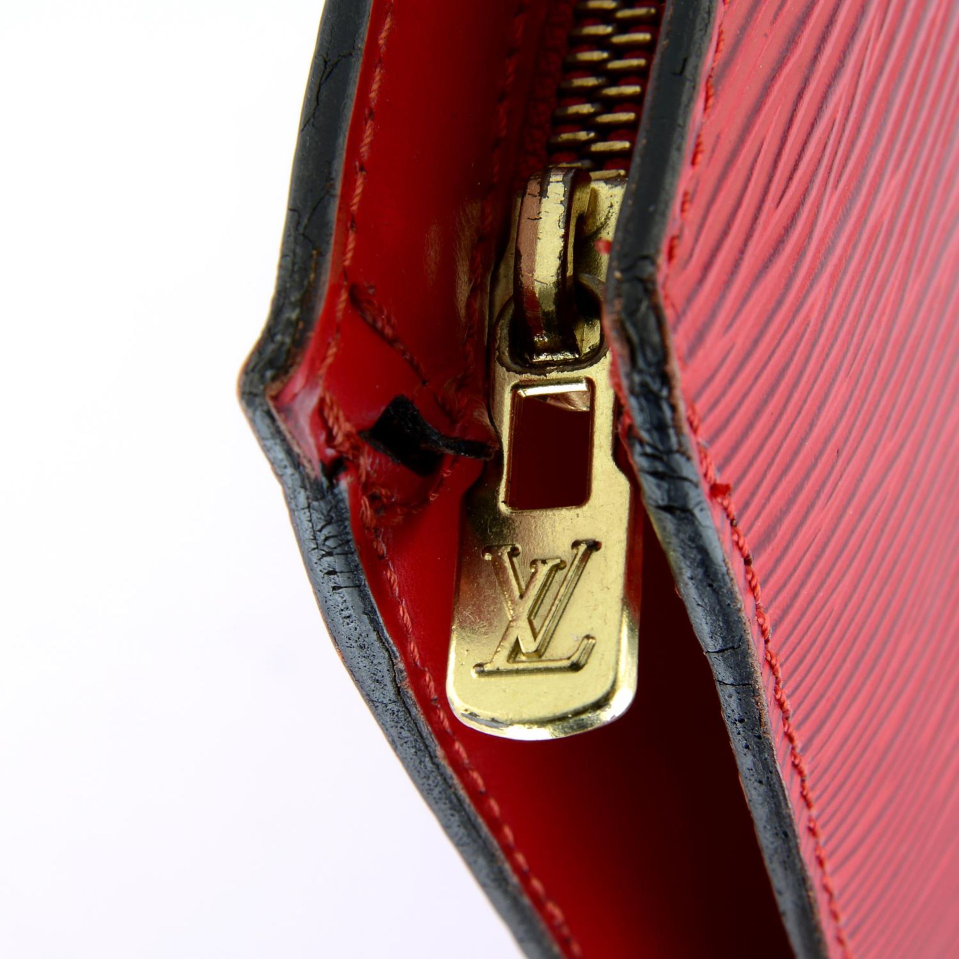 LOUIS VUITTON - a red Epi leather St. - Bild 7 aus 7