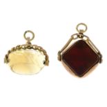Early 20th century 9ct gold citrine swivel fob,