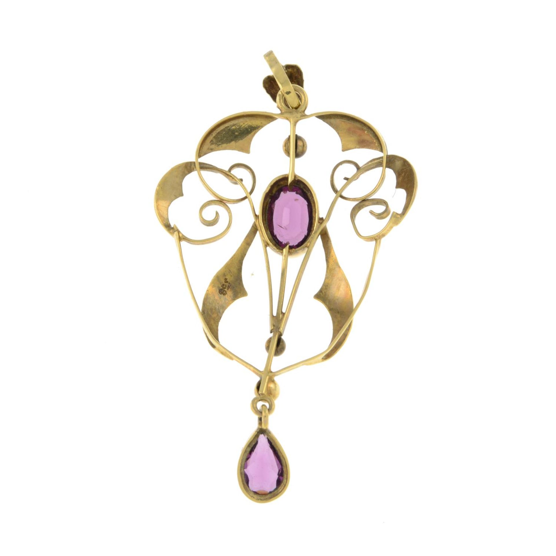 An early 20th century 9ct gold garnet pendant.Stamped 9ct.Length 5.2cms. - Image 2 of 2