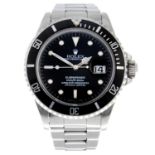 ROLEX - an Oyster Perpetual Date Submariner bracelet watch.
