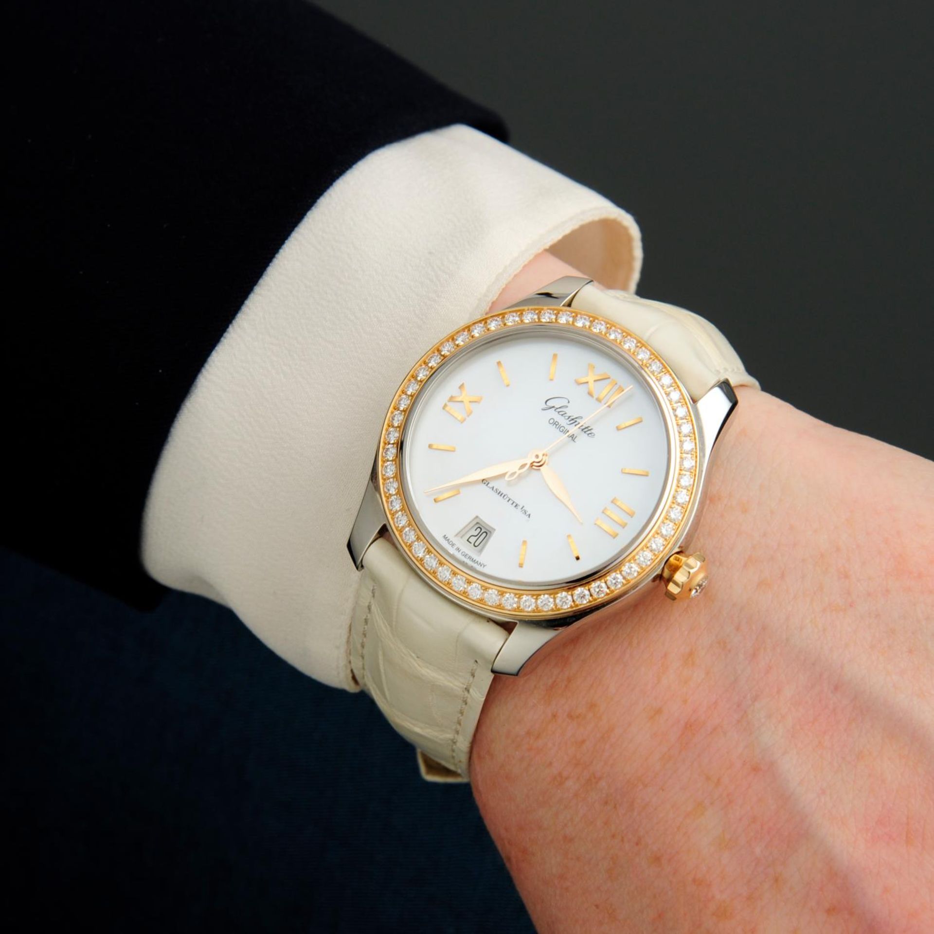 GLASHÜTTE ORIGINAL - a Serenade wrist watch. - Image 3 of 6