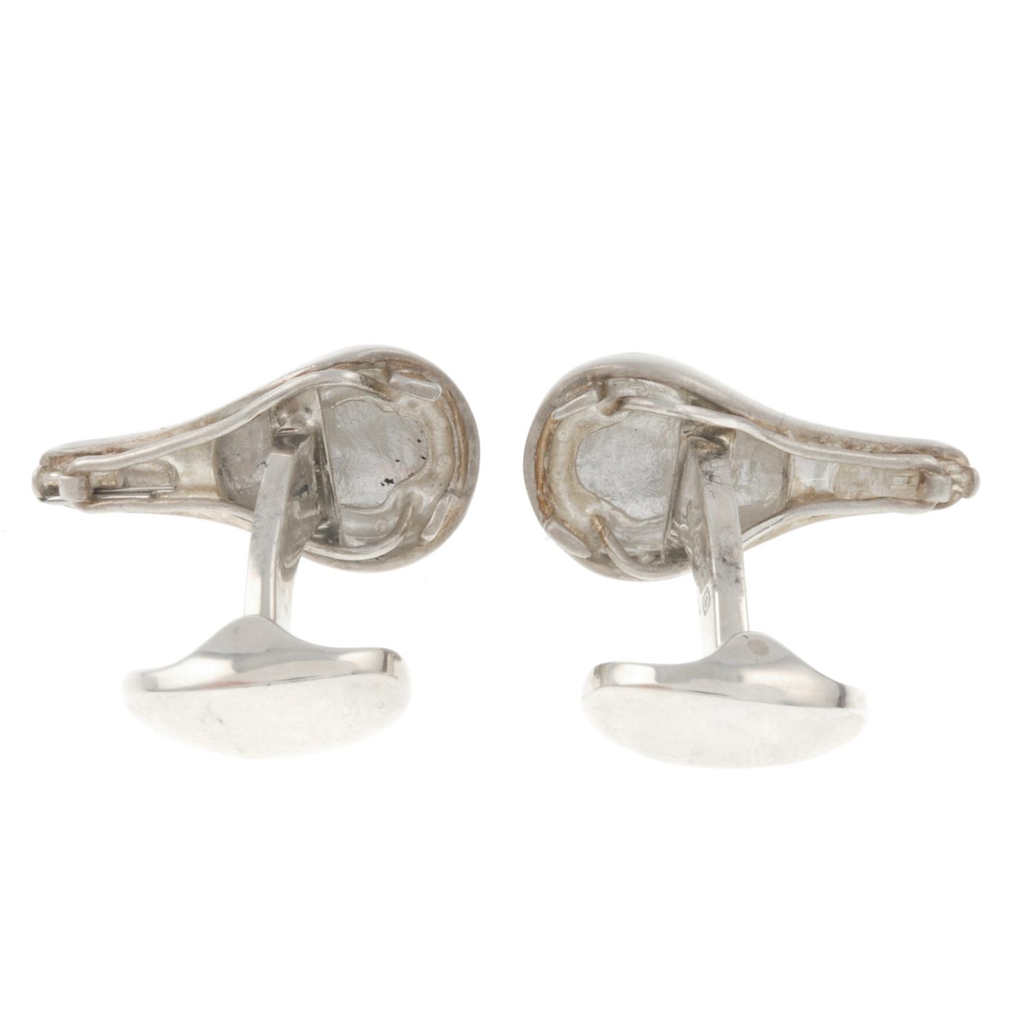 A pair of silver bicycle seat cufflinks, by Deakin and Francis.Signed D&F. - Image 3 of 3