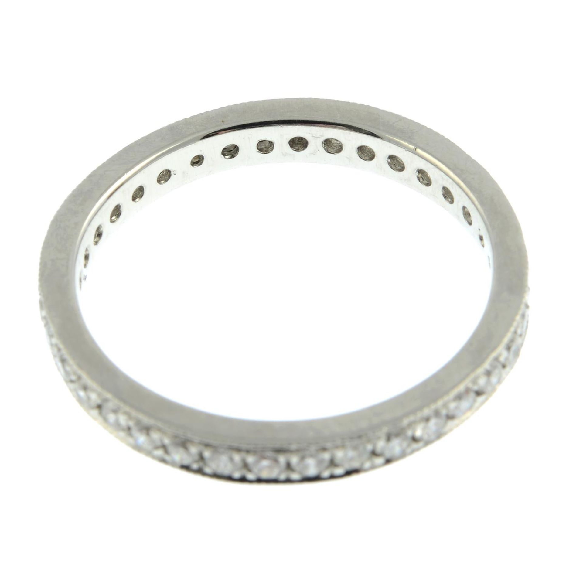 A platinum brilliant-cut diamond full eternity ring.Estimated total diamond weight 0.70ct.Hallmarks - Bild 3 aus 3