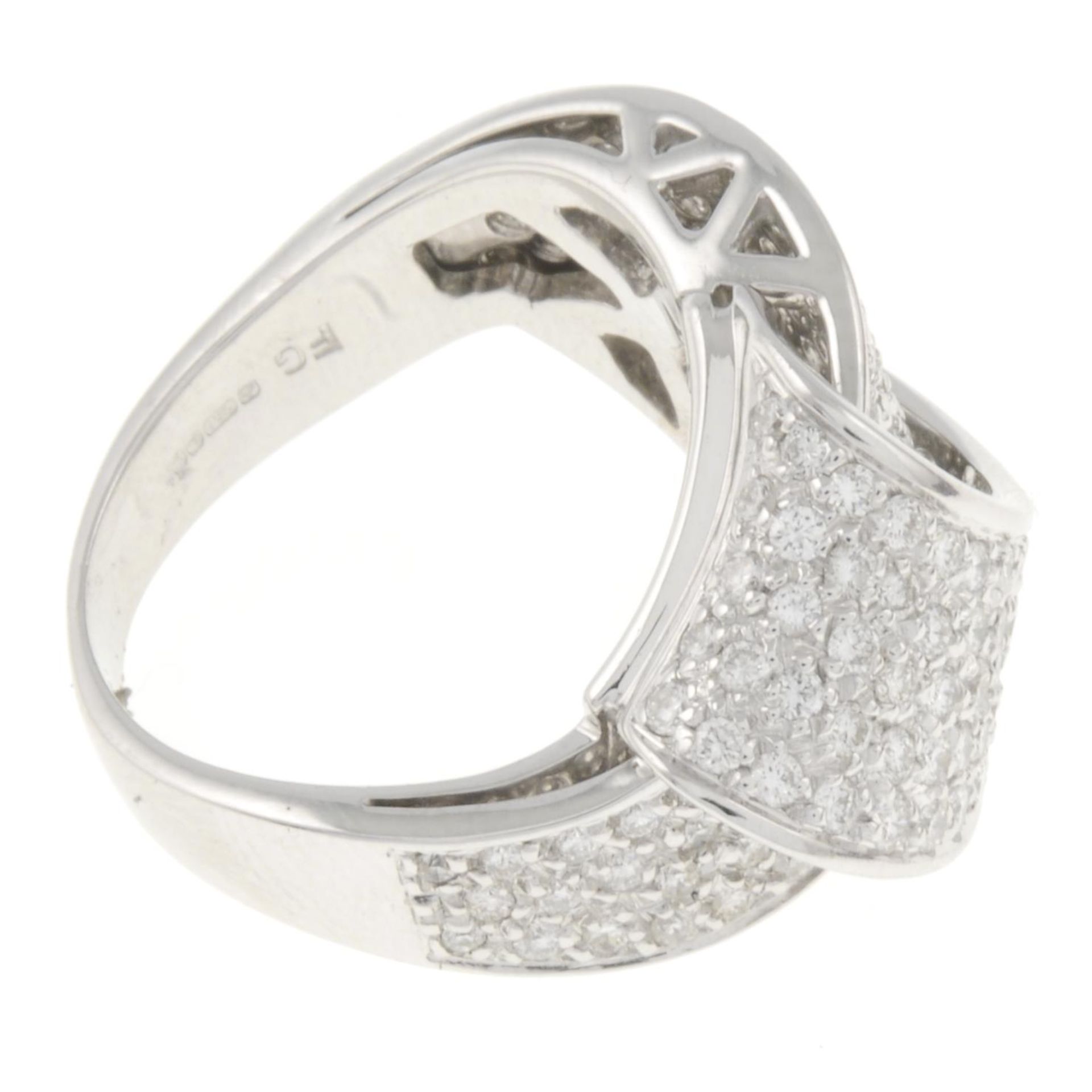 An 18ct gold pave-set diamond crossover dress ring.Total diamond weight 2.25cts.Hallmarks for - Bild 3 aus 4