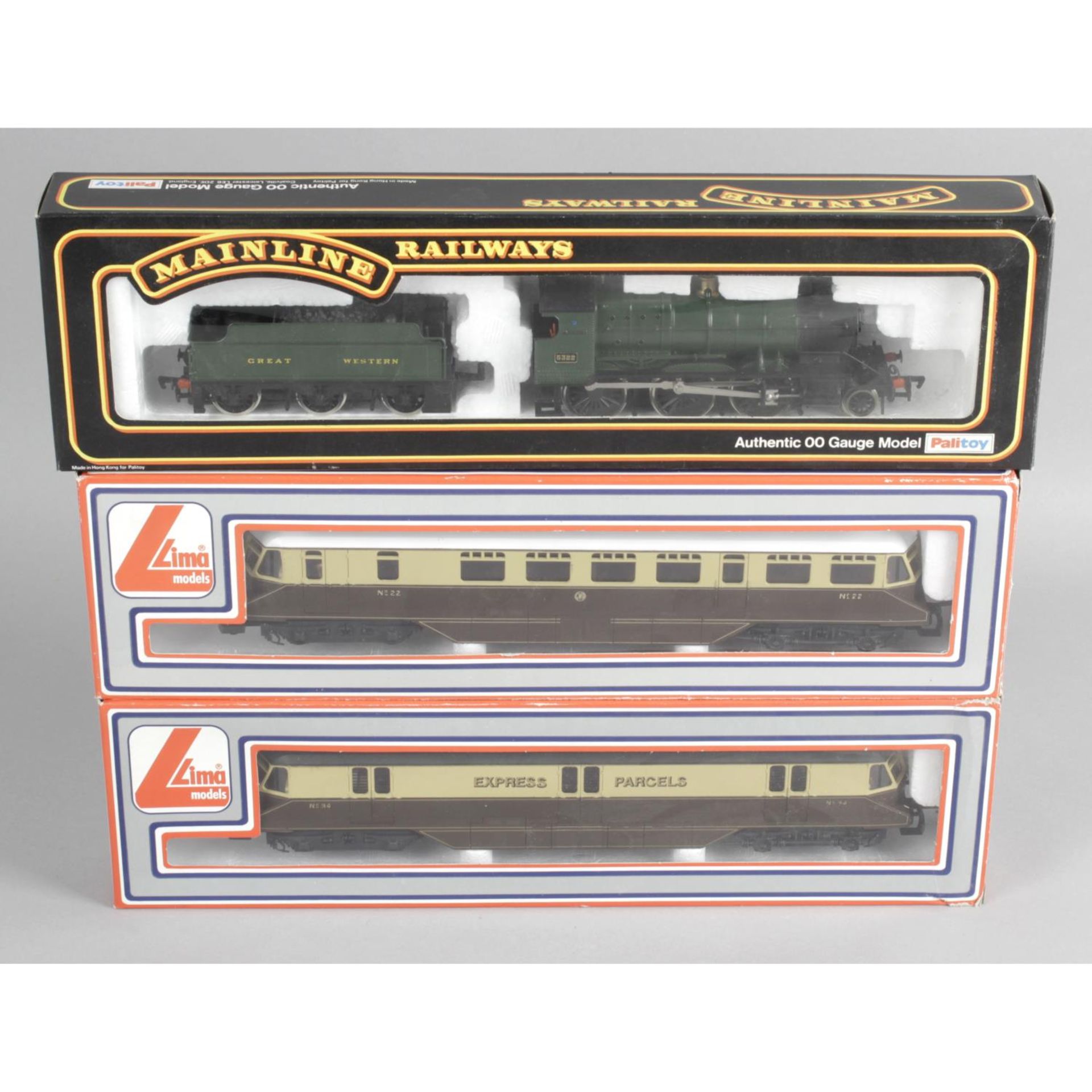 Ten assorted 00 gauge model railway locomotives and trains,