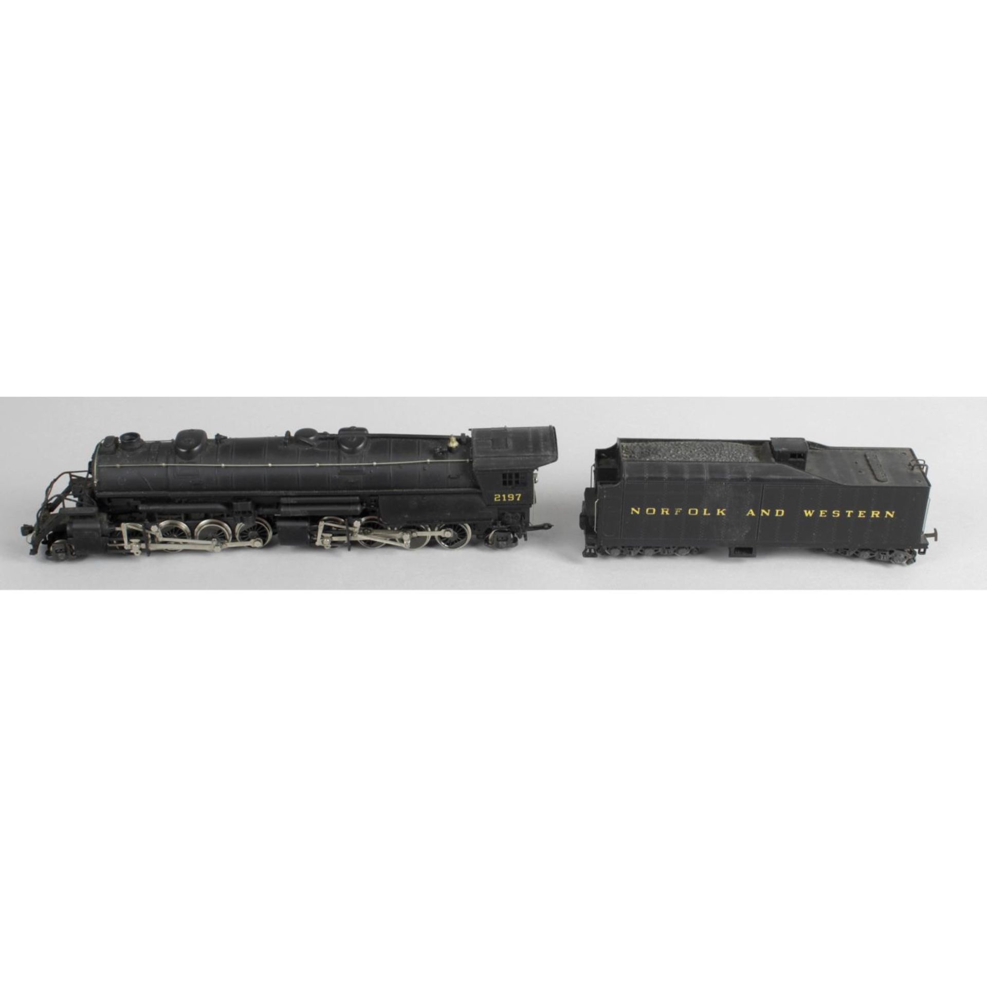 A Rivaross: HO/00 gauge model railway Norfolk and Western 2197 2-8-8-2,