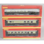 A selection of assorted 00 gauge model railway rolling stock,