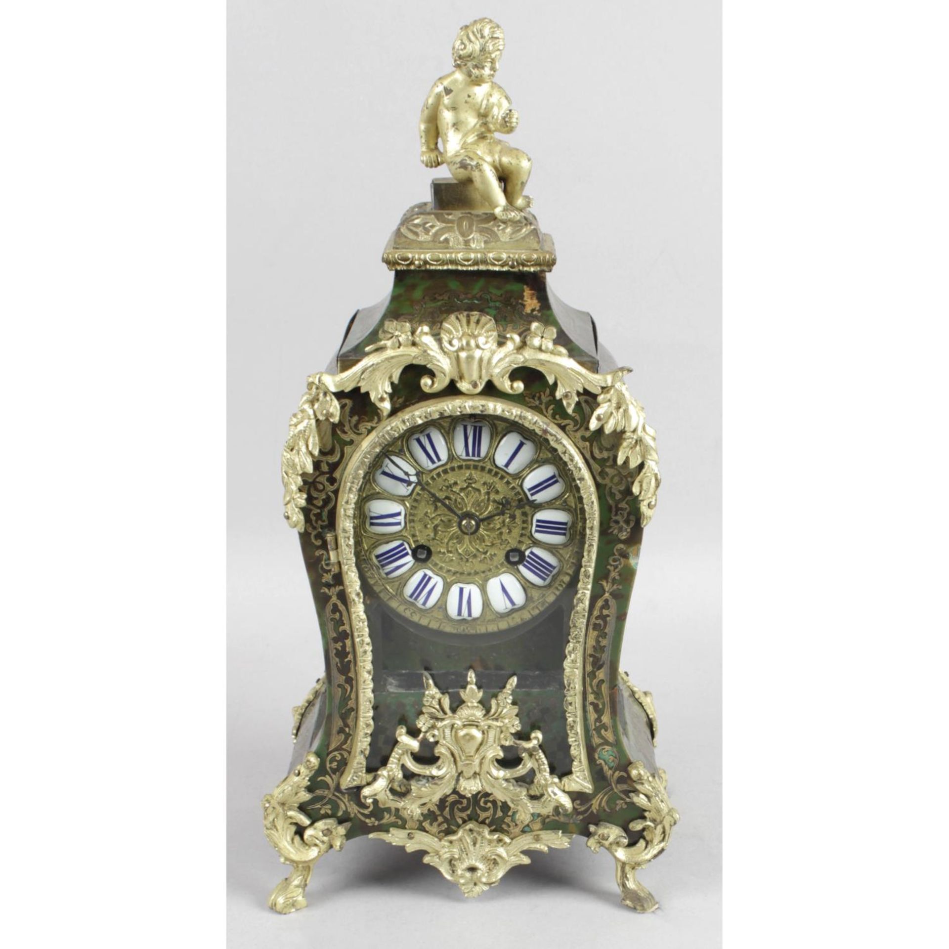 A late 19th century French green boulle work cased mantel clock, - Bild 2 aus 3