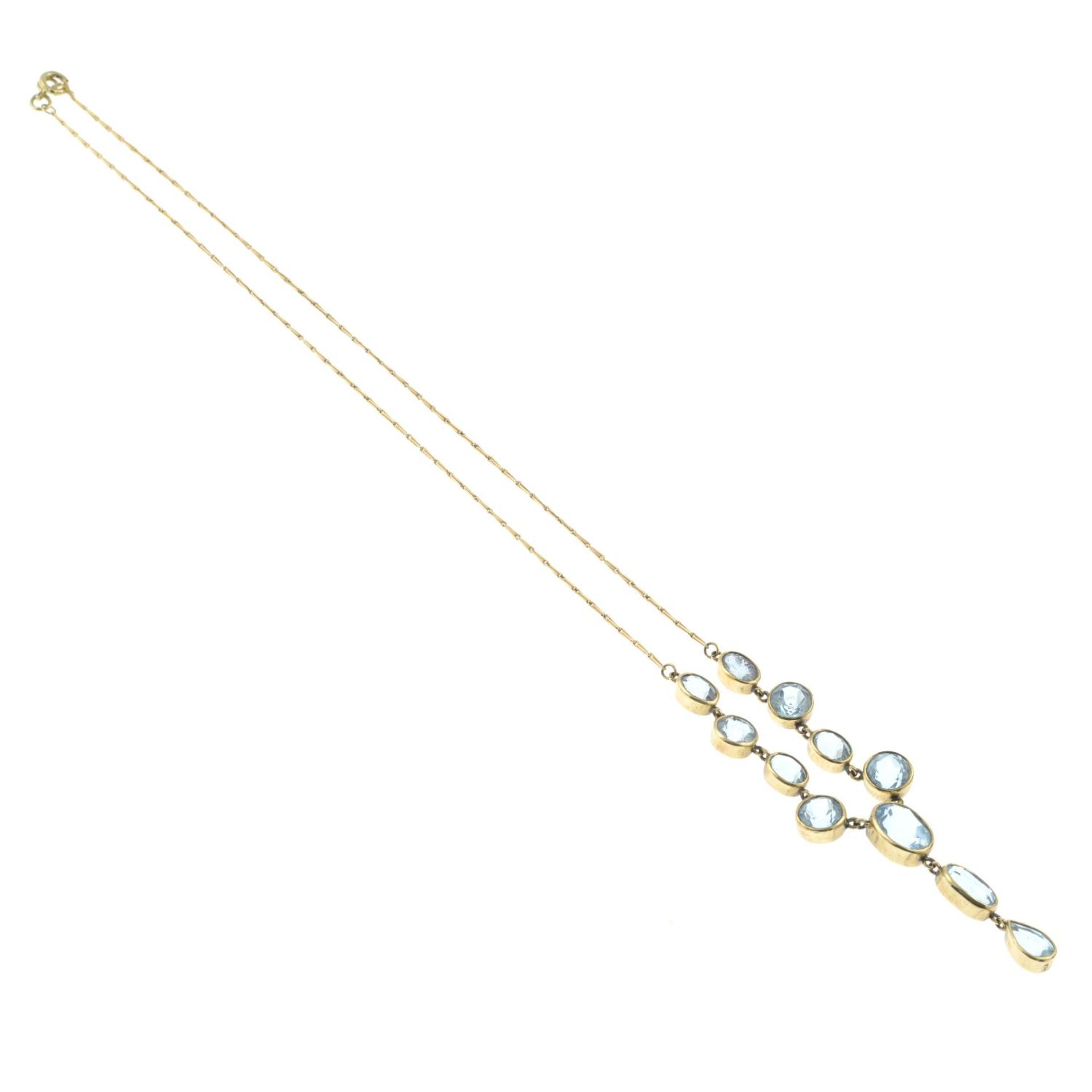 A 9ct gold blue topaz necklace.Hallmarks for Birmingham.Length 45cms. - Bild 3 aus 3