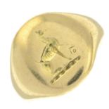 An early 20th century 18ct gold signet ring.Hallmarks for Birmingham, 1933.Ring size H.