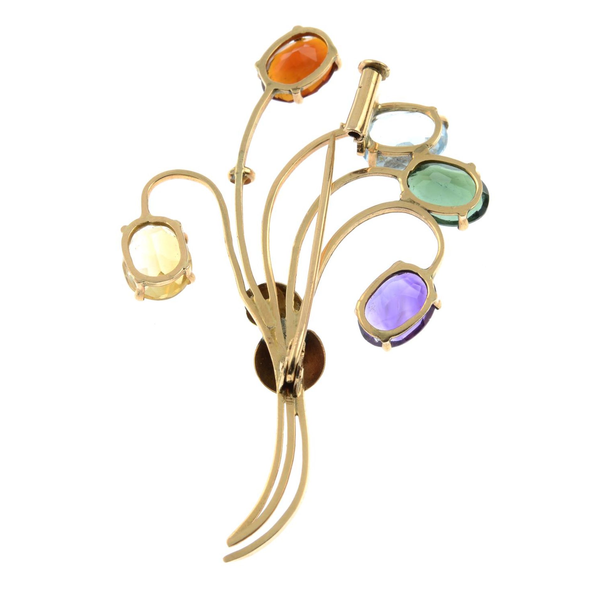 A gem-set stylised floral bouquet brooch.Gems to include amethyst, - Bild 2 aus 2