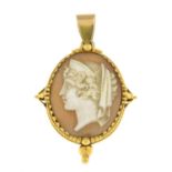 An early 20th century 18ct gold shell cameo pendant.Length 4.1cms.