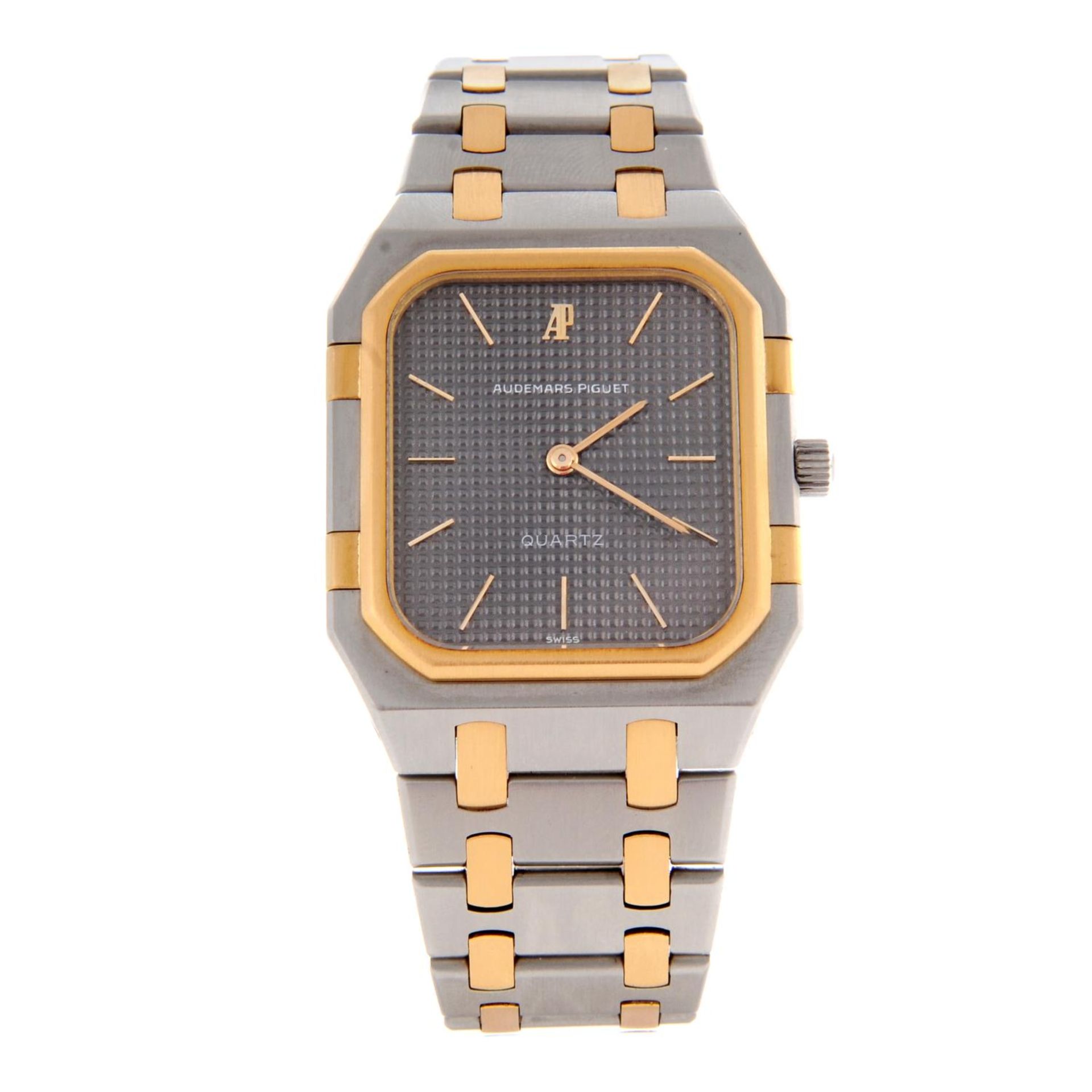 AUDEMARS PIGUET - a gentleman's Royal Oak bracelet watch.