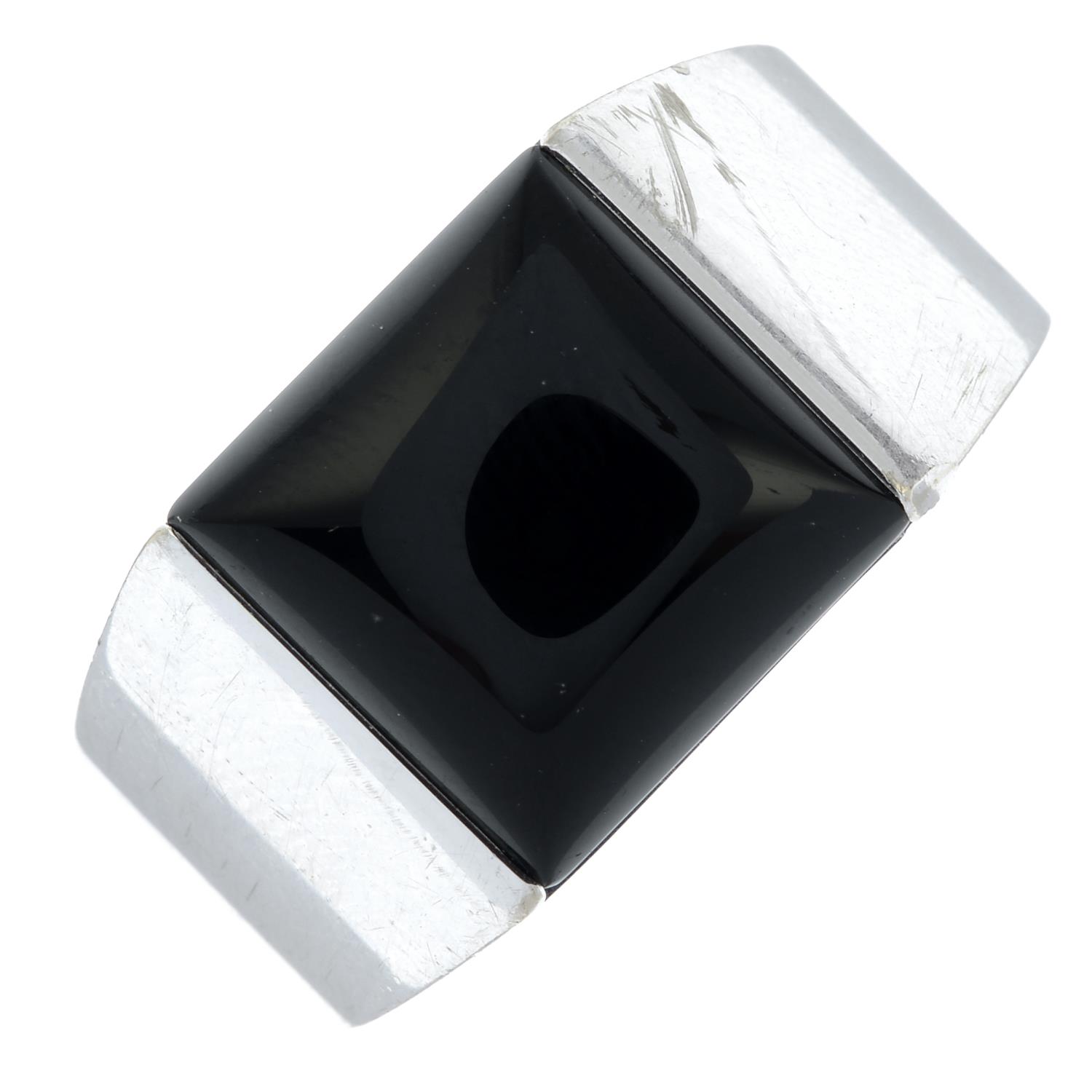 An 18ct gold onyx 'Tank' ring, by Cartier. - Image 2 of 6