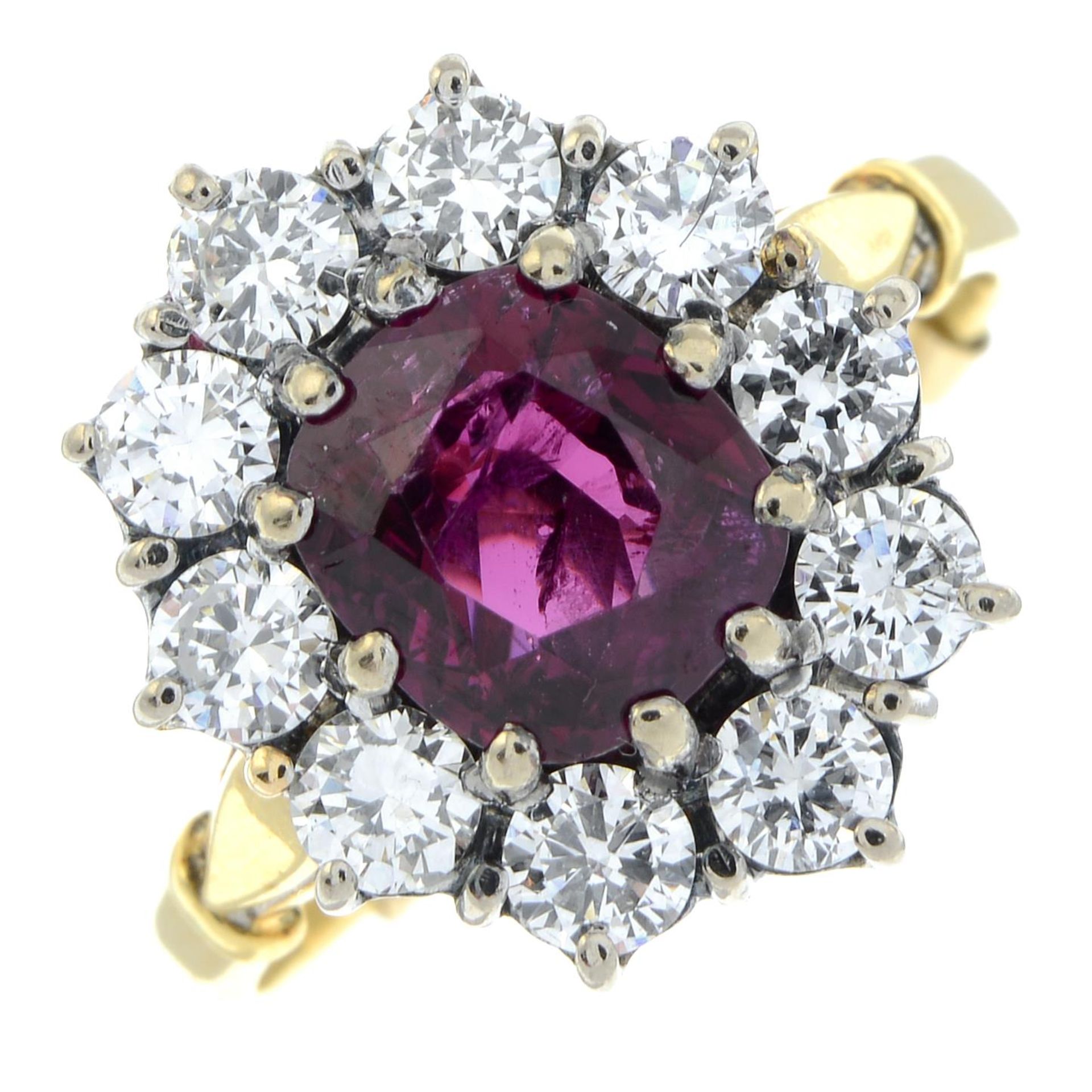 An 18ct gold ruby and brilliant-cut diamond cluster ring.Ruby calculated weight 1.78cts, - Bild 2 aus 6