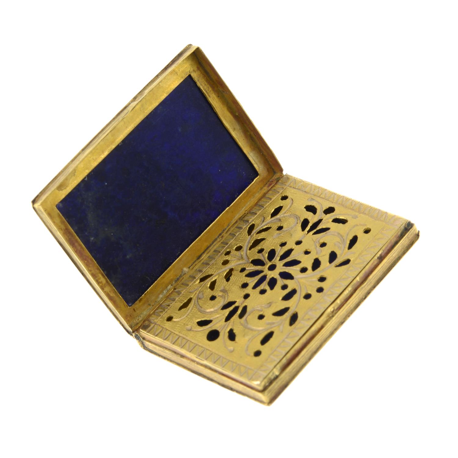 A 19th century gold lapis lazuli vinaigrette, with pierced floral grille.Length 2.6cms. - Image 3 of 4