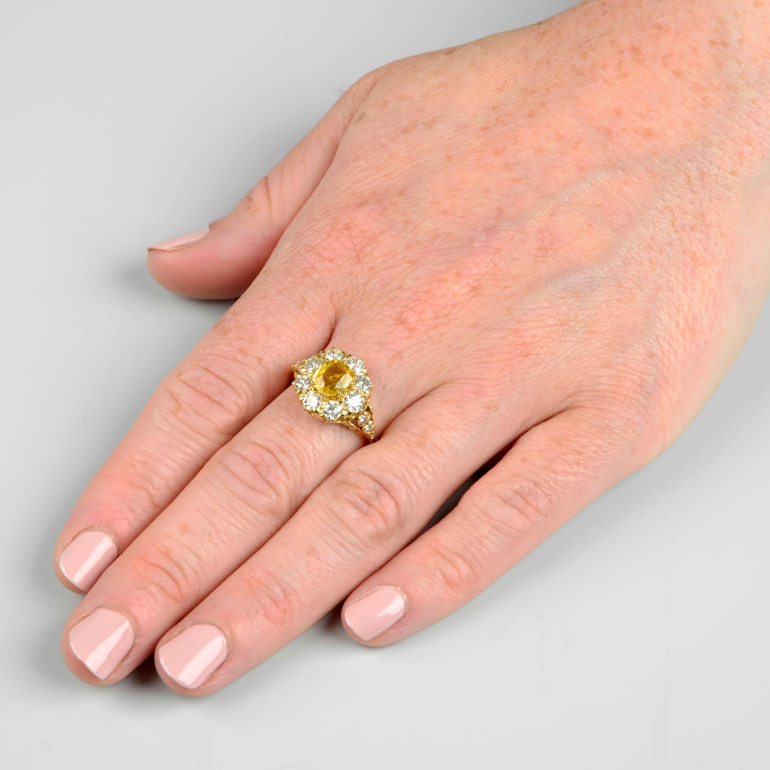A yellow sapphire and old-cut diamond cluster ring.Sapphire calculated weight 1.05cts, - Image 3 of 6