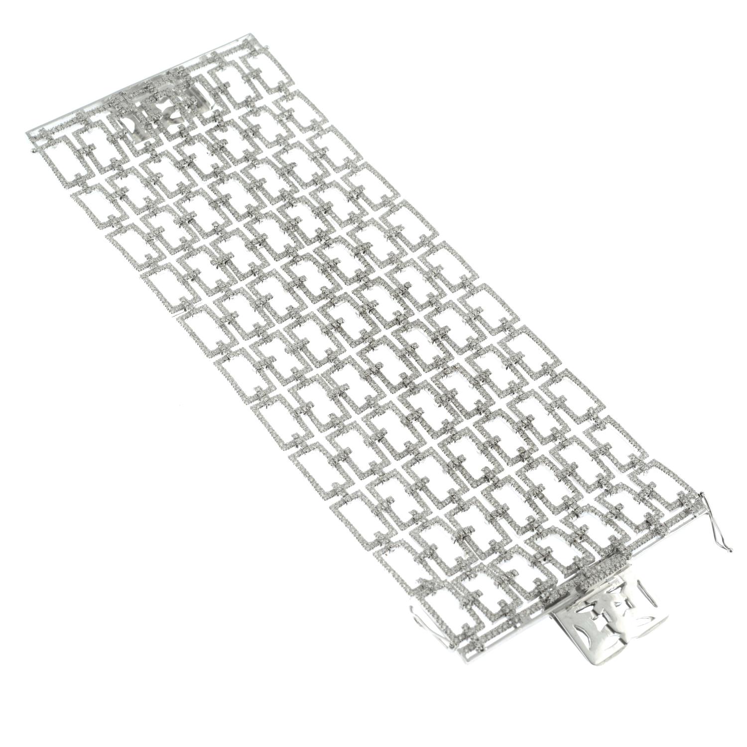 A diamond rectangular panel lattice bracelet. - Image 3 of 4