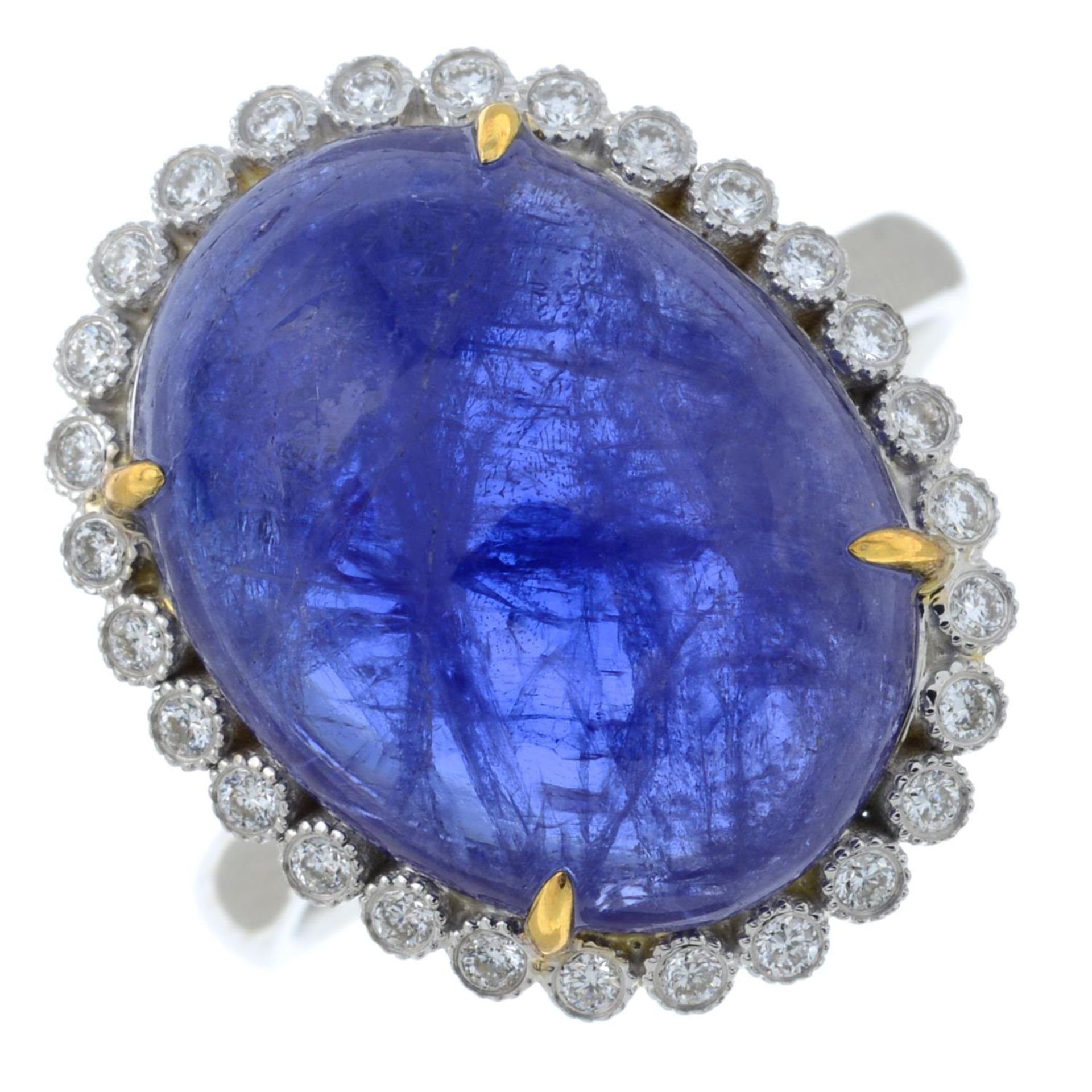 A tanzanite cabochon and brilliant-cut diamond cluster ring.Tanzanite weight 10.89cts.Total diamond - Bild 2 aus 6