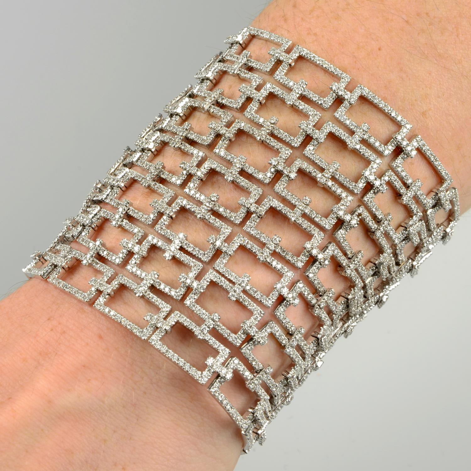 A diamond rectangular panel lattice bracelet.