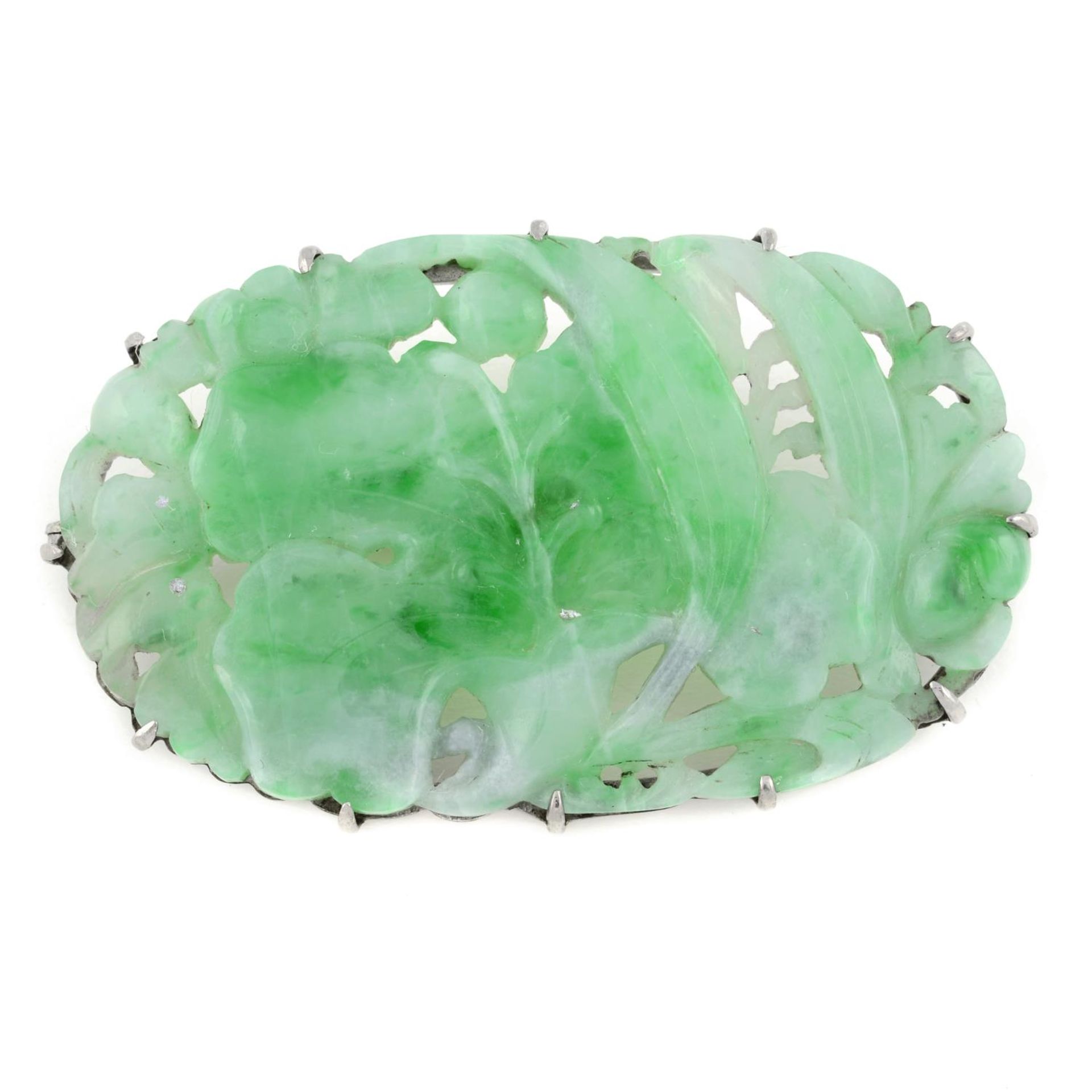 An Art Deco 18ct gold carved jade brooch.Stamped 18ct.Length 5cms. - Image 2 of 4