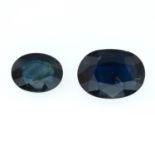Two oval-shape sapphires, total weight 6.10cts.