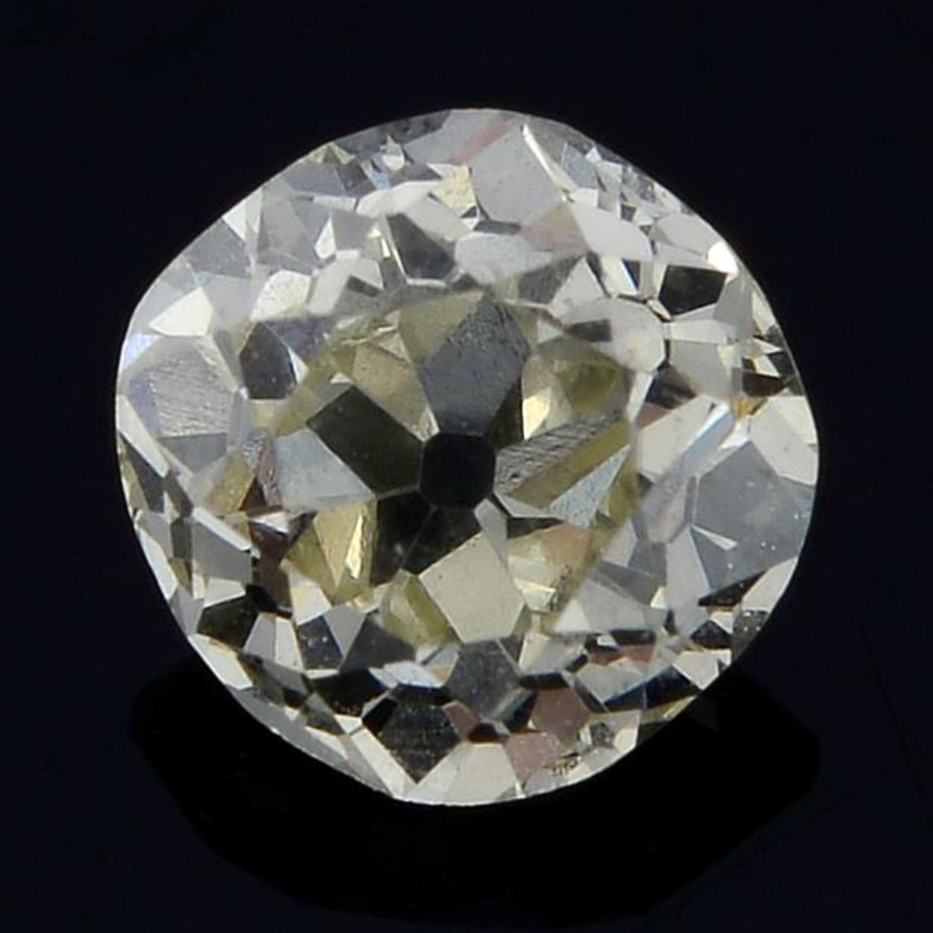 An old-cut diamond weighing 0.42ct.