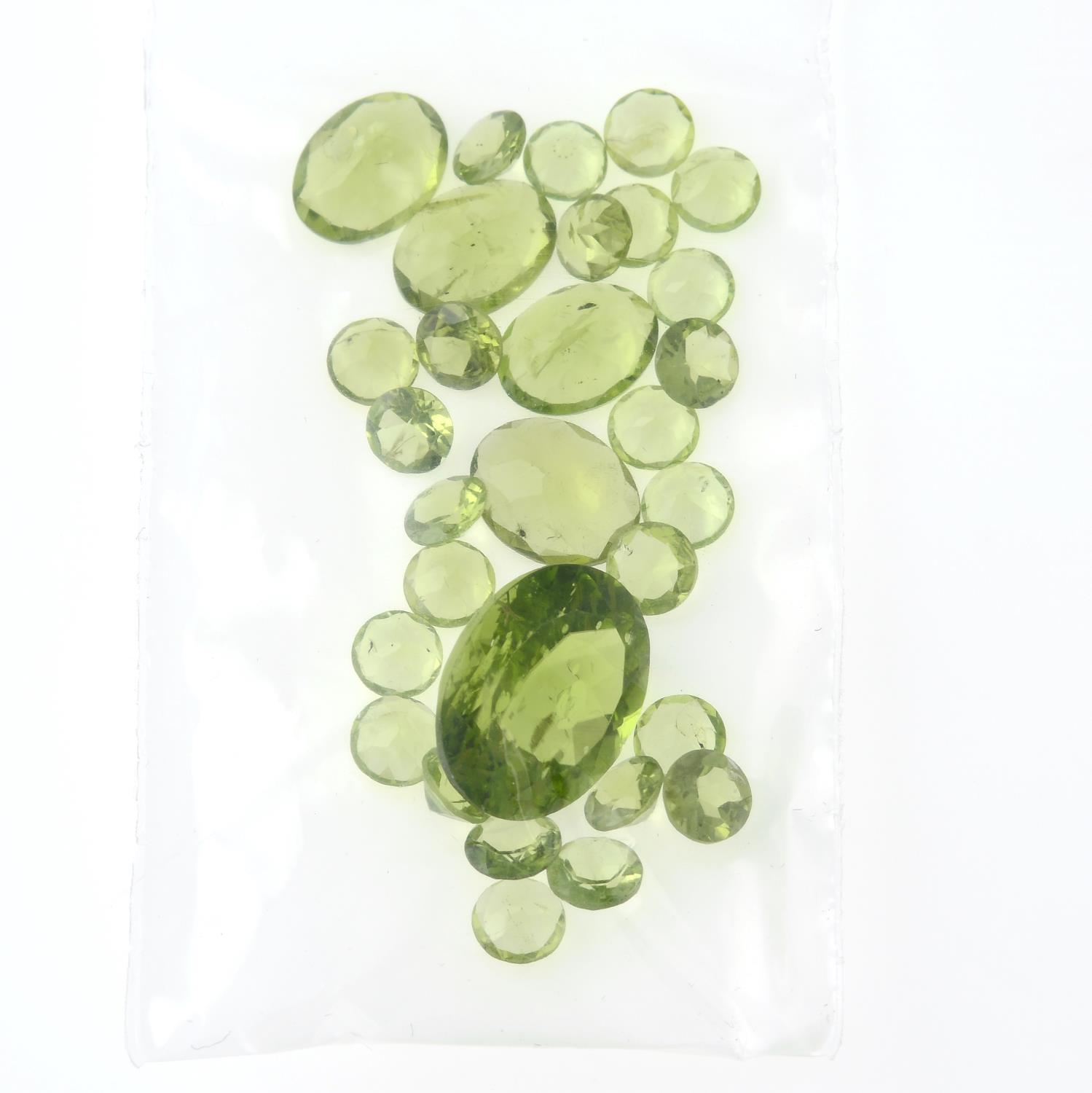 A selection of peridots and tourmalines. - Image 2 of 3