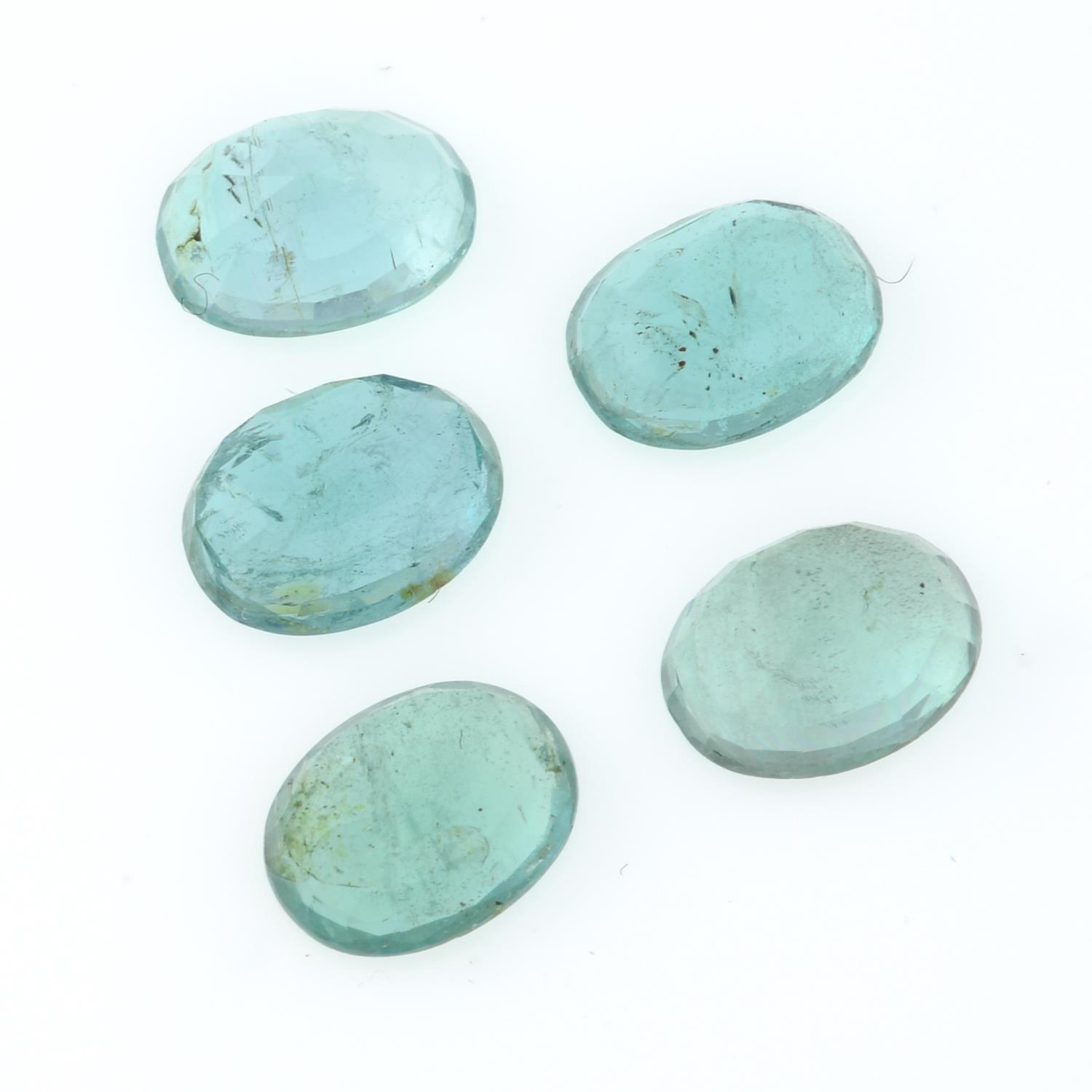 Five oval shape emeralds, weighing 6.26ct. - Image 2 of 2