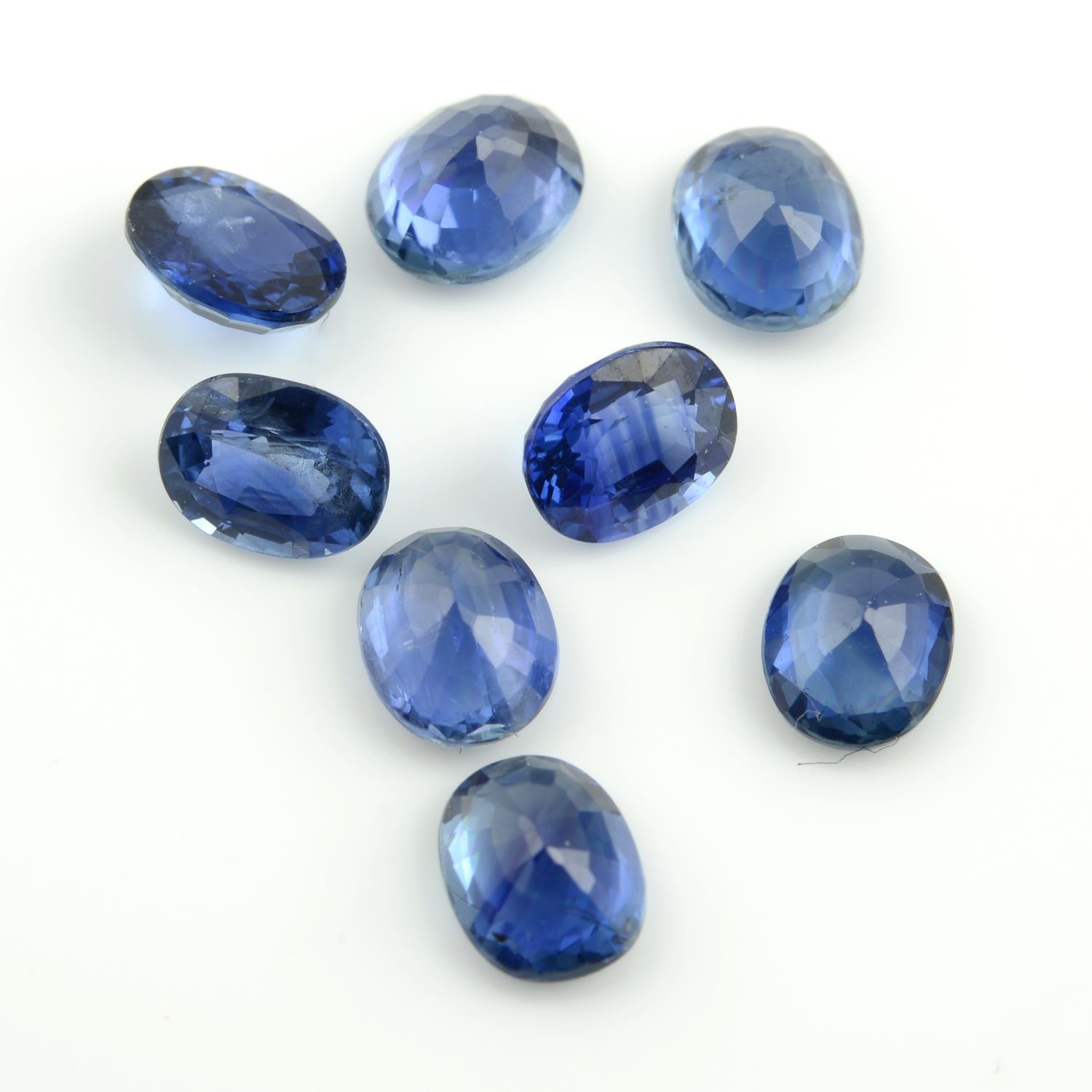 Selection of oval-shape sapphire. - Image 2 of 2