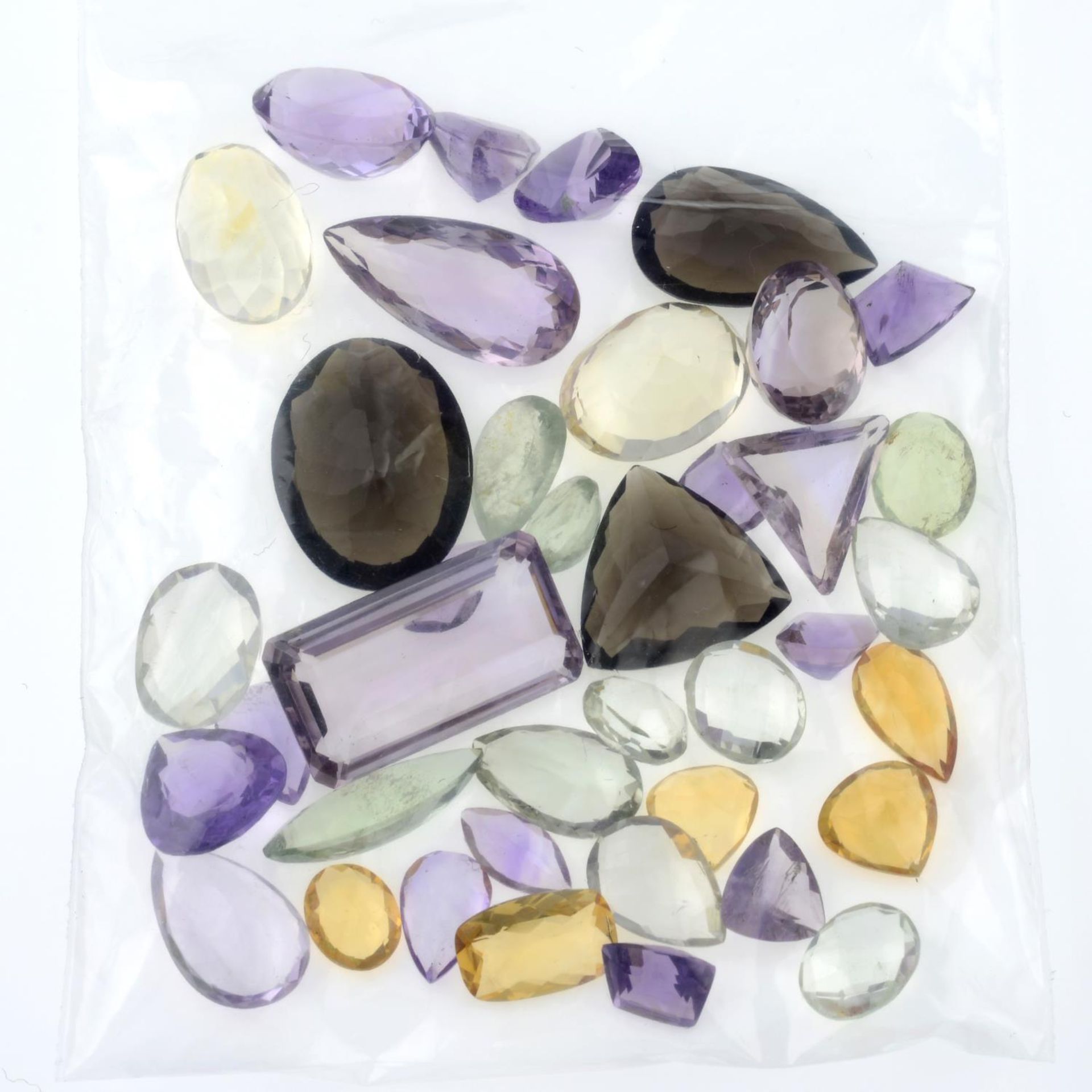 Selection of vari-shape quartzes, weighing 310ct. - Bild 2 aus 2