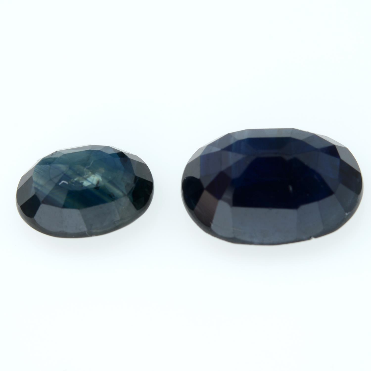 Two oval-shape sapphires, total weight 6.10cts. - Image 2 of 2