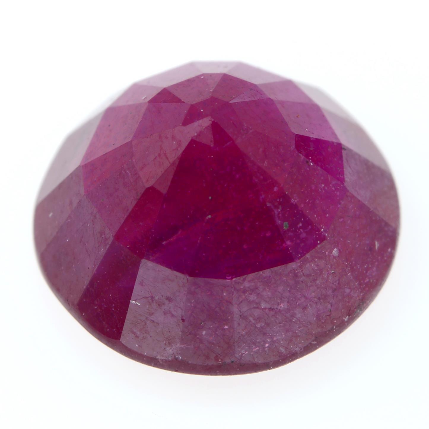 A circular-shape ruby. - Image 2 of 2