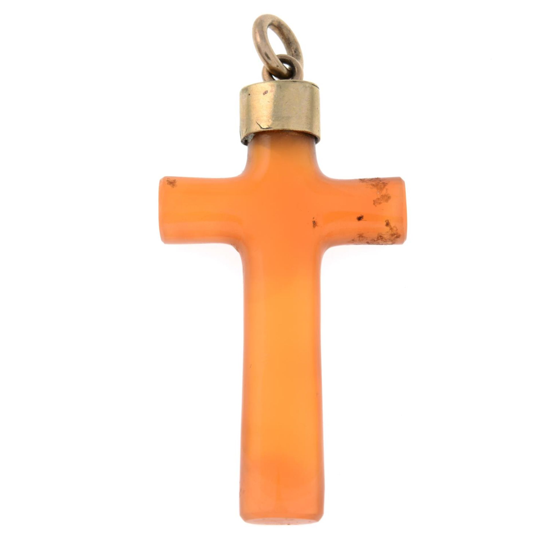 An agate cross pendant.Length 4.6cms.
