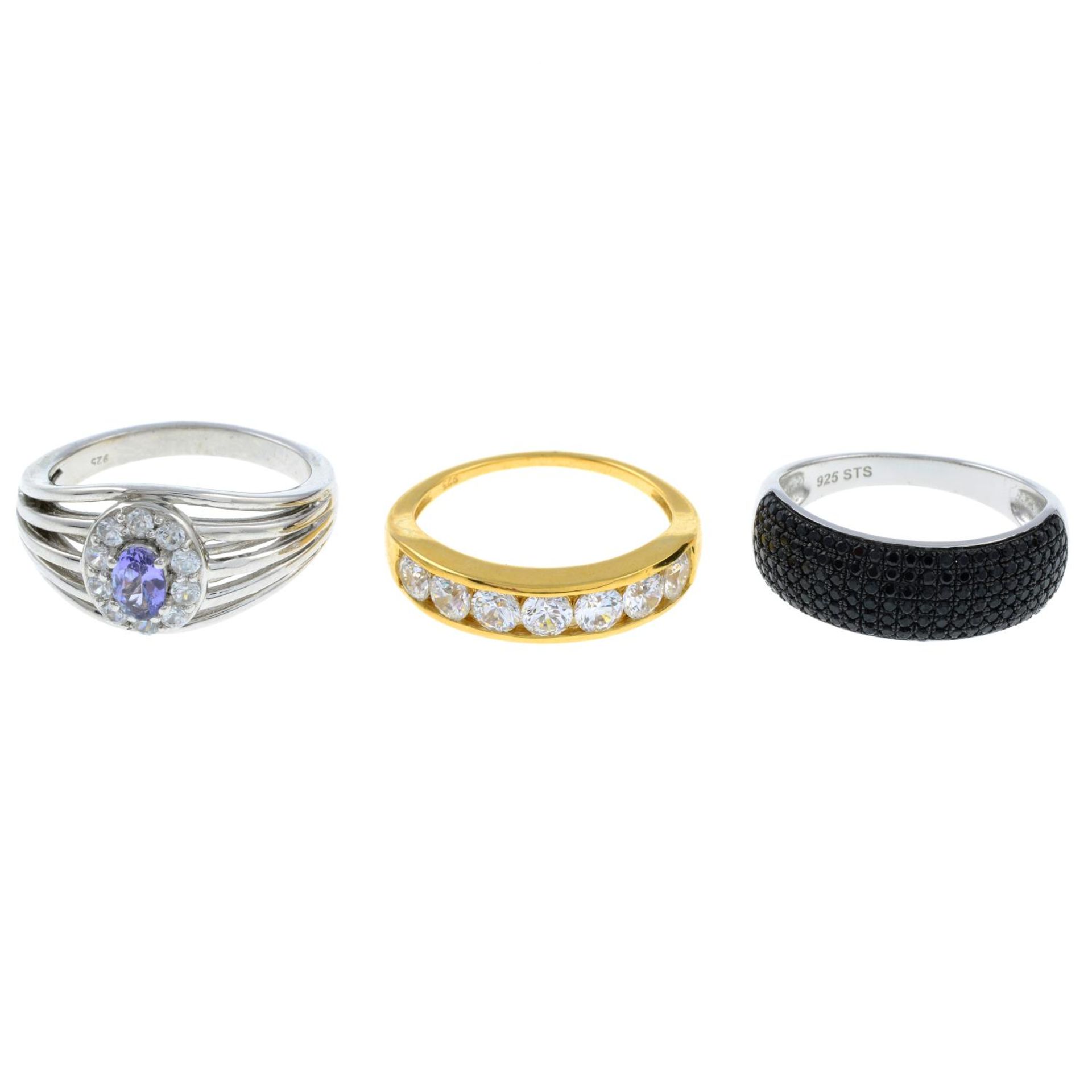 A selection of eleven gem-set rings. - Image 2 of 4