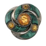 A Victorian malachite and citrine knot brooch.Length 5.1cms.