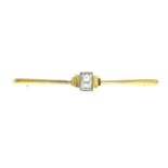 An early 20th century 9ct gold aquamarine bar brooch.Stamped 9ct.Length 5.1cms.