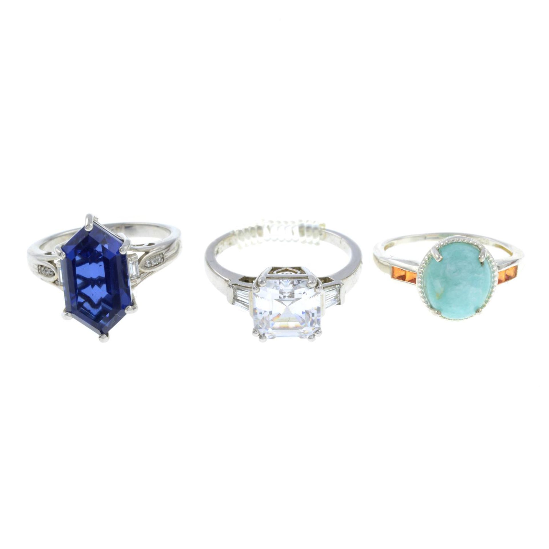 A selection of eleven gem-set rings. - Image 3 of 4