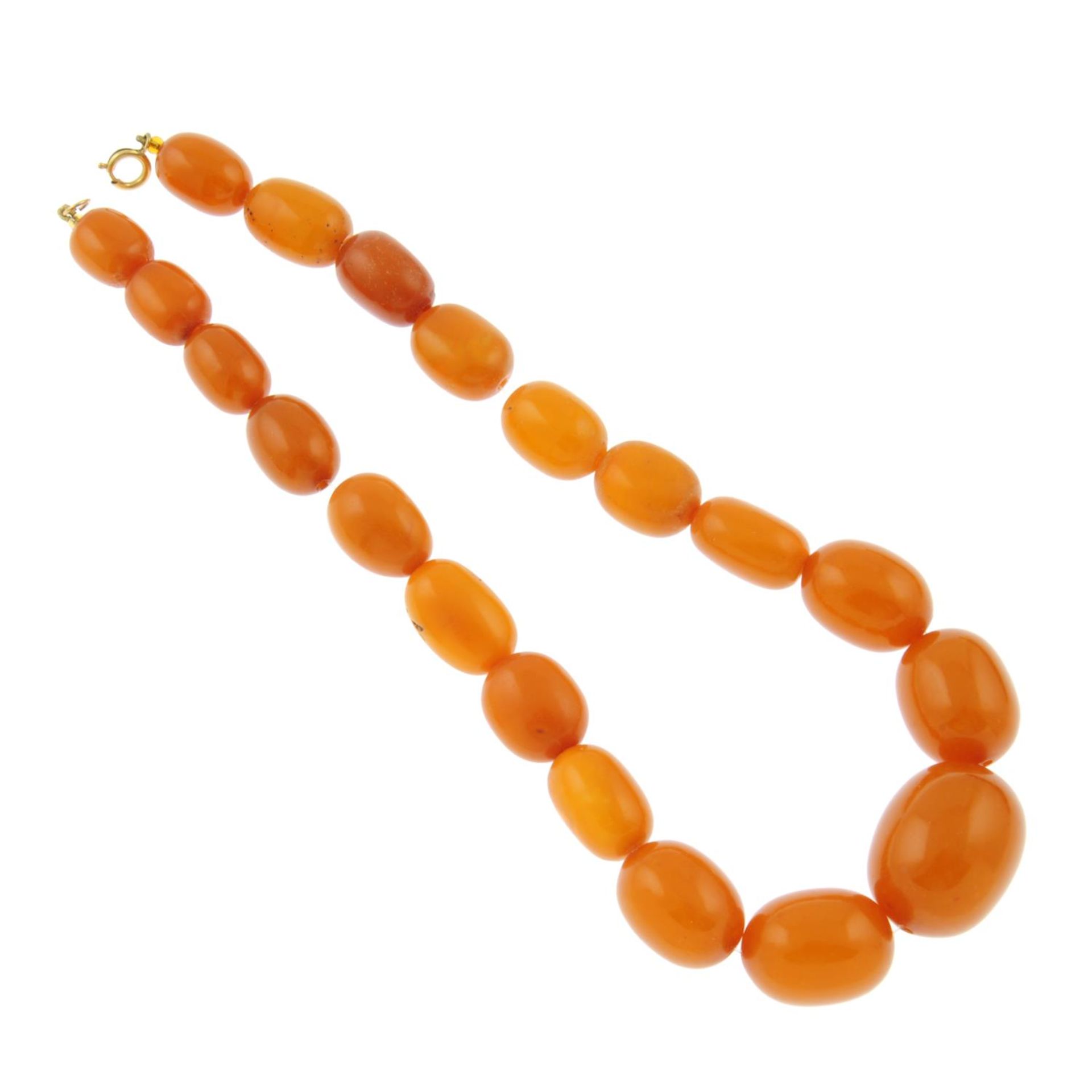 An amber and resin graduated bead necklace.Amber is untested.Diameter of beads 1.5 to 3.1cms. - Image 2 of 2