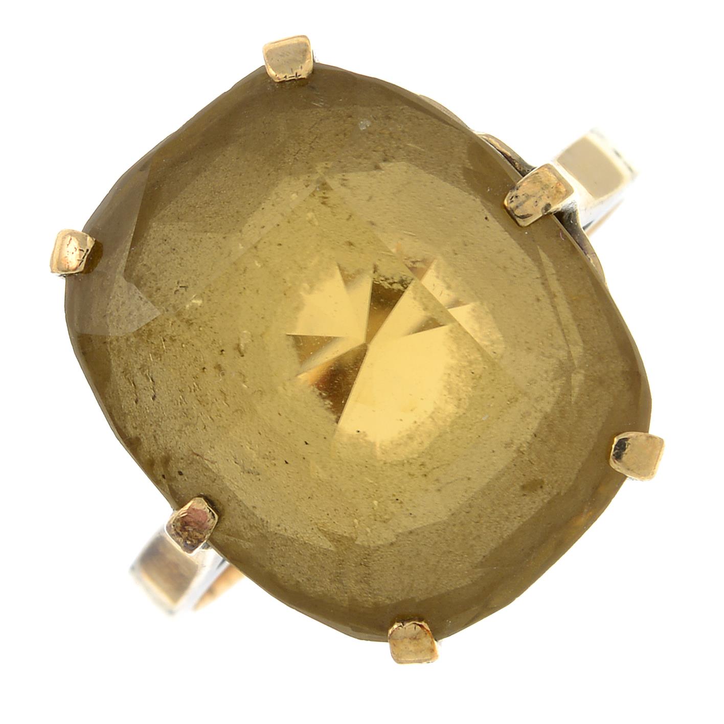 A citrine single-stone ring.Stamped 9ct.Ring size N.