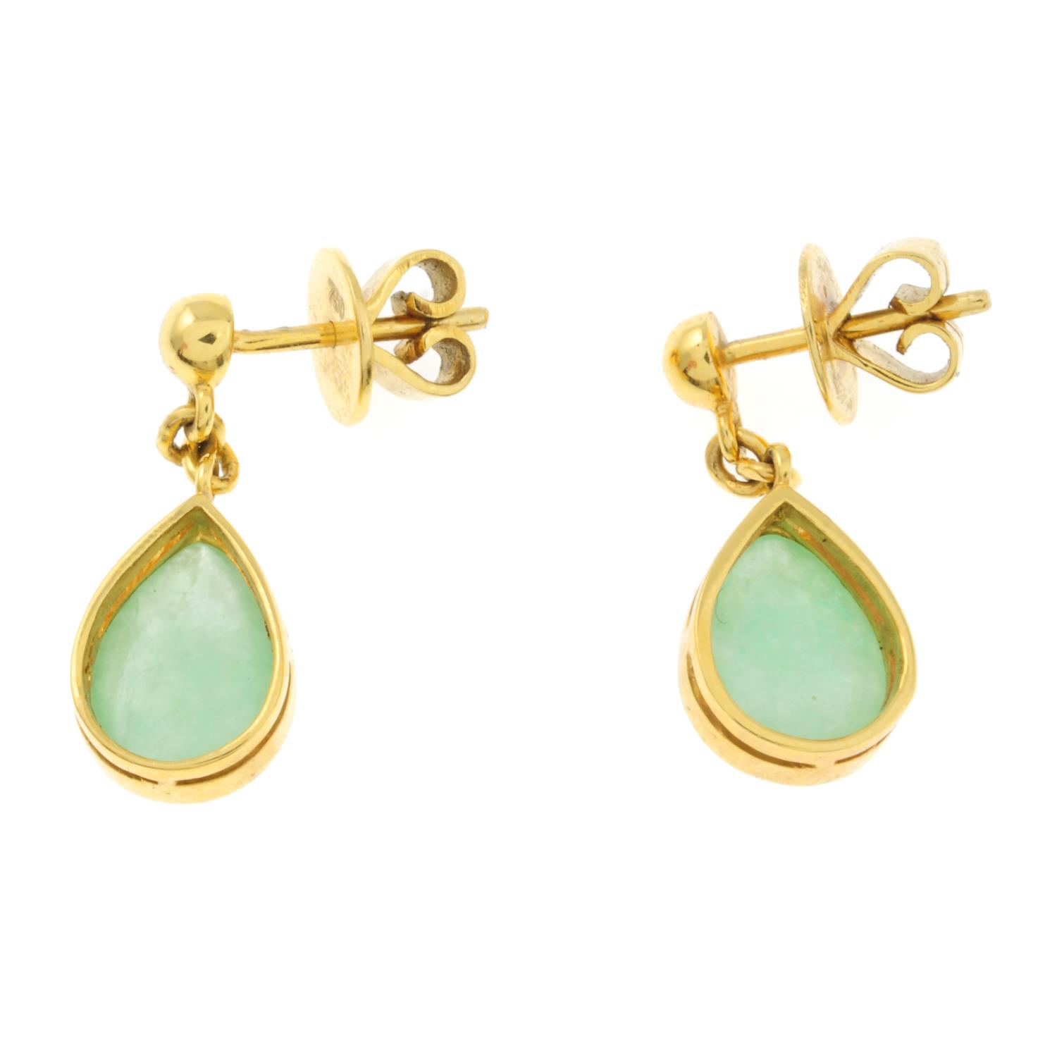 A pair of jade drop earrings.Jade is untested.Stamped 750.Length 1.9cms. - Image 2 of 2