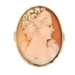 A shell cameo ring.Ring size Q.