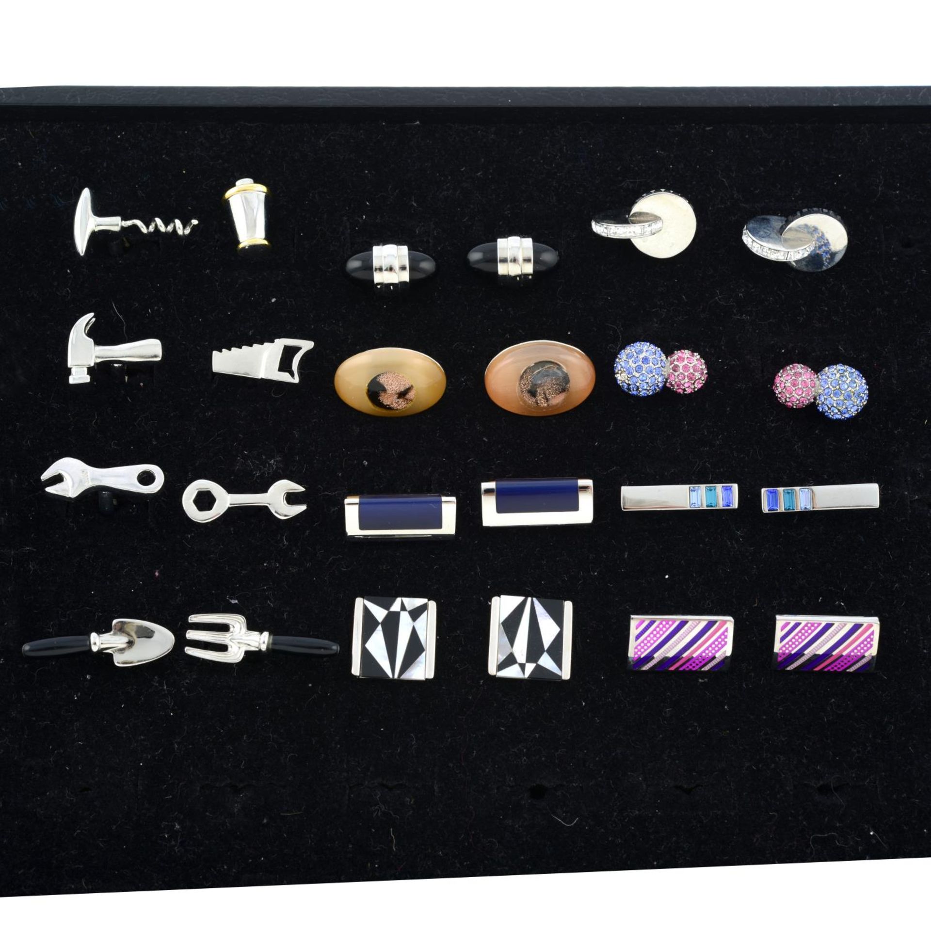 Twenty pairs of cufflinks, nine pairs, by P. - Image 4 of 4