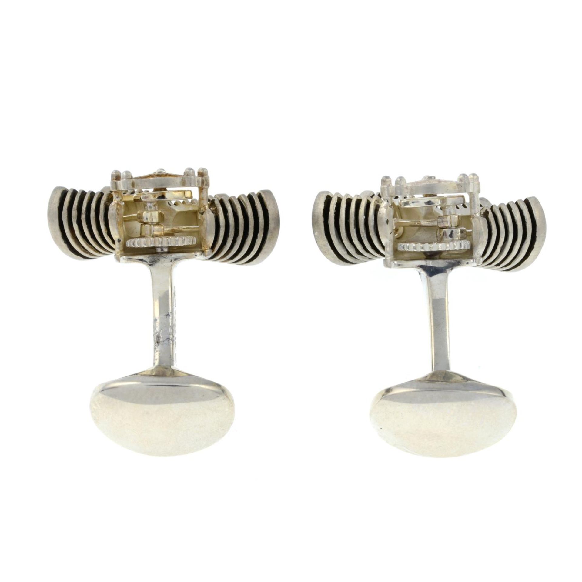 A pair of silver piston cufflinks, by Deakin and Francis.Signed D&F. - Image 3 of 3