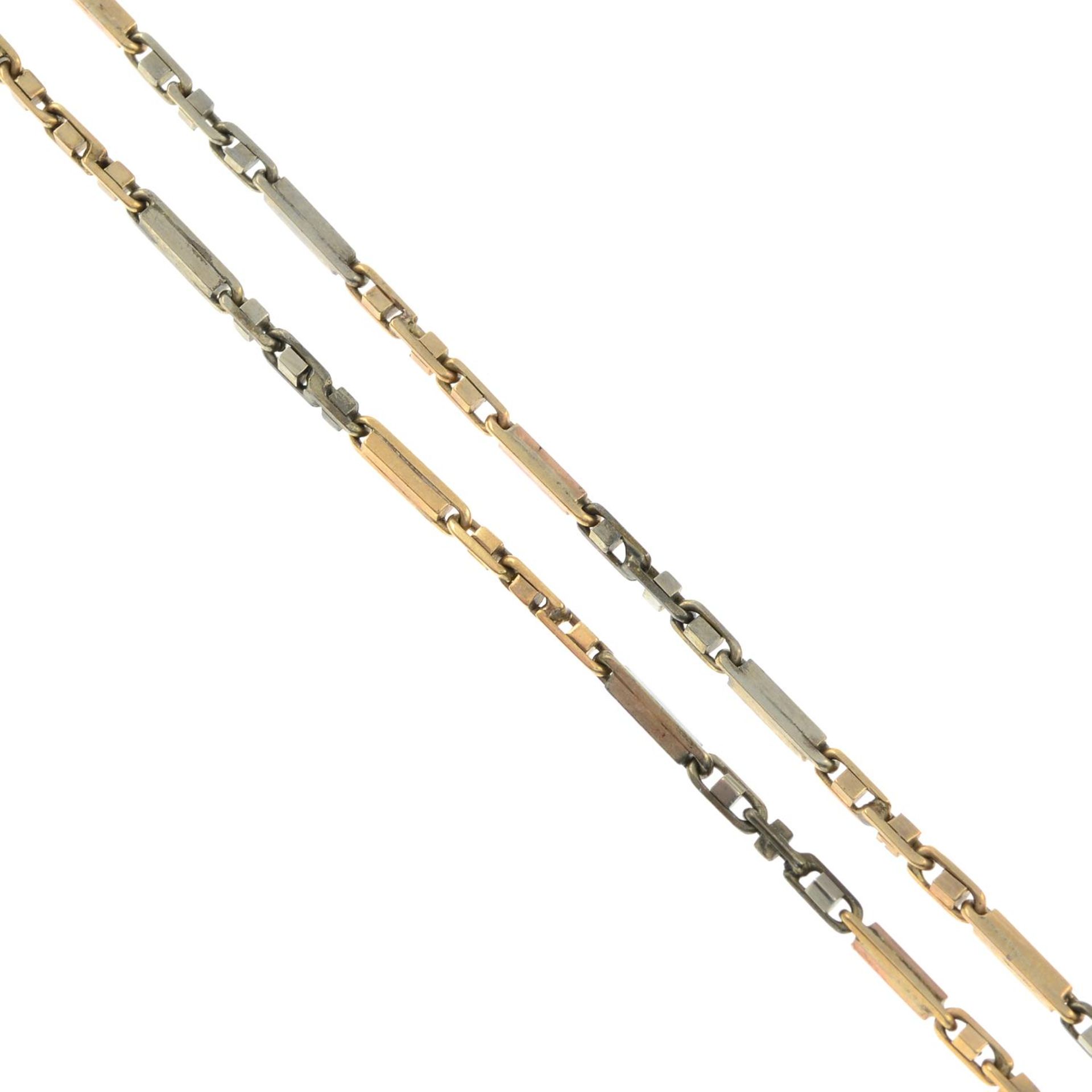 An early 20th century 9ct gold bi-colour chain.Stamped 9C.