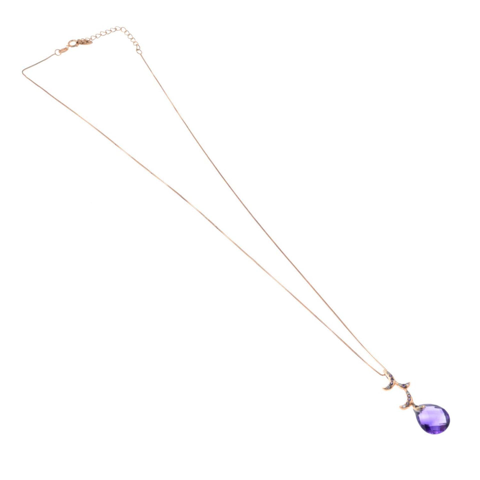 An amethyst and diamond pendant, with 18ct gold chain.Chain with hallmarks for 18ct gold. - Image 3 of 3