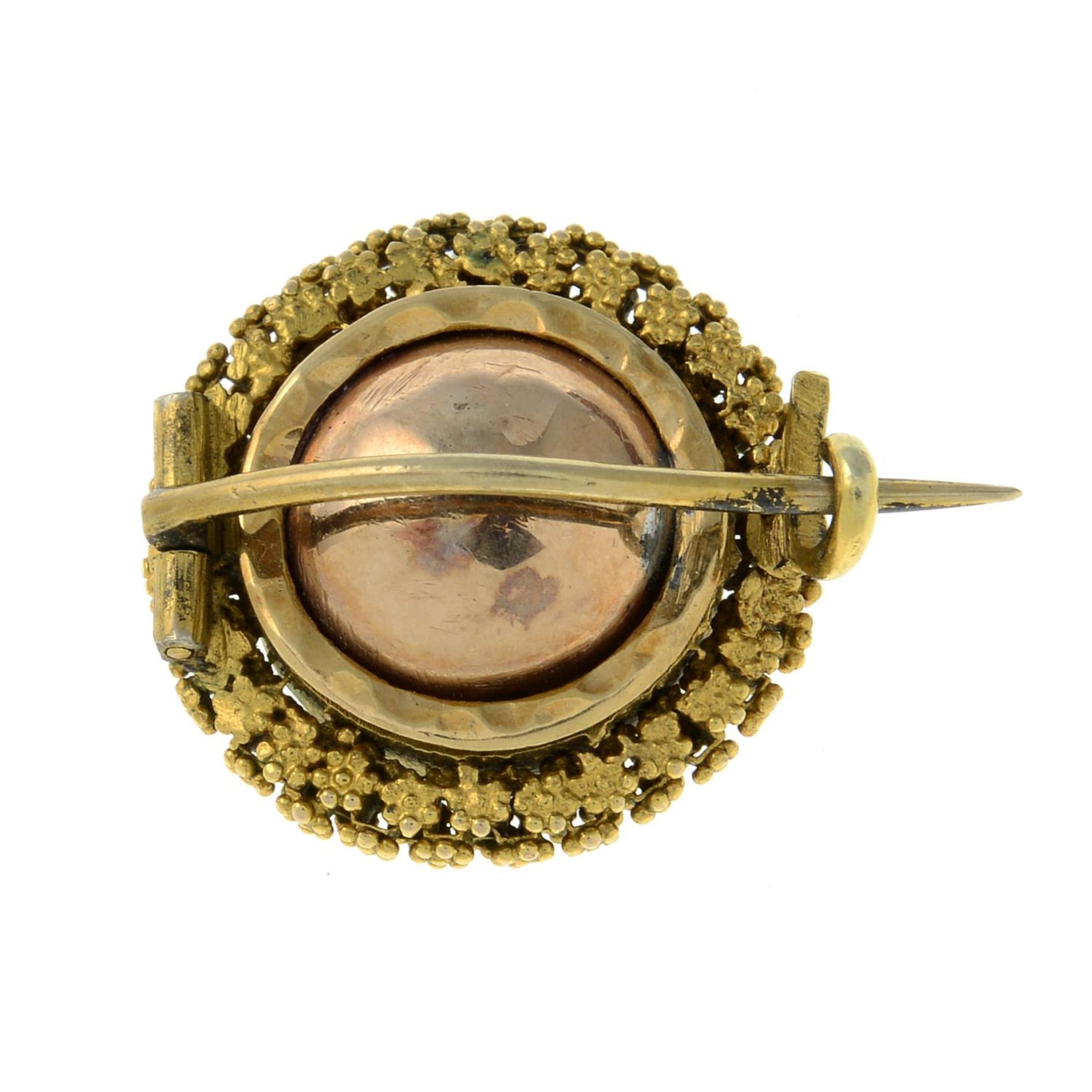 A Georgian gold rock crystal brooch.Length 1.7cms. - Image 2 of 2