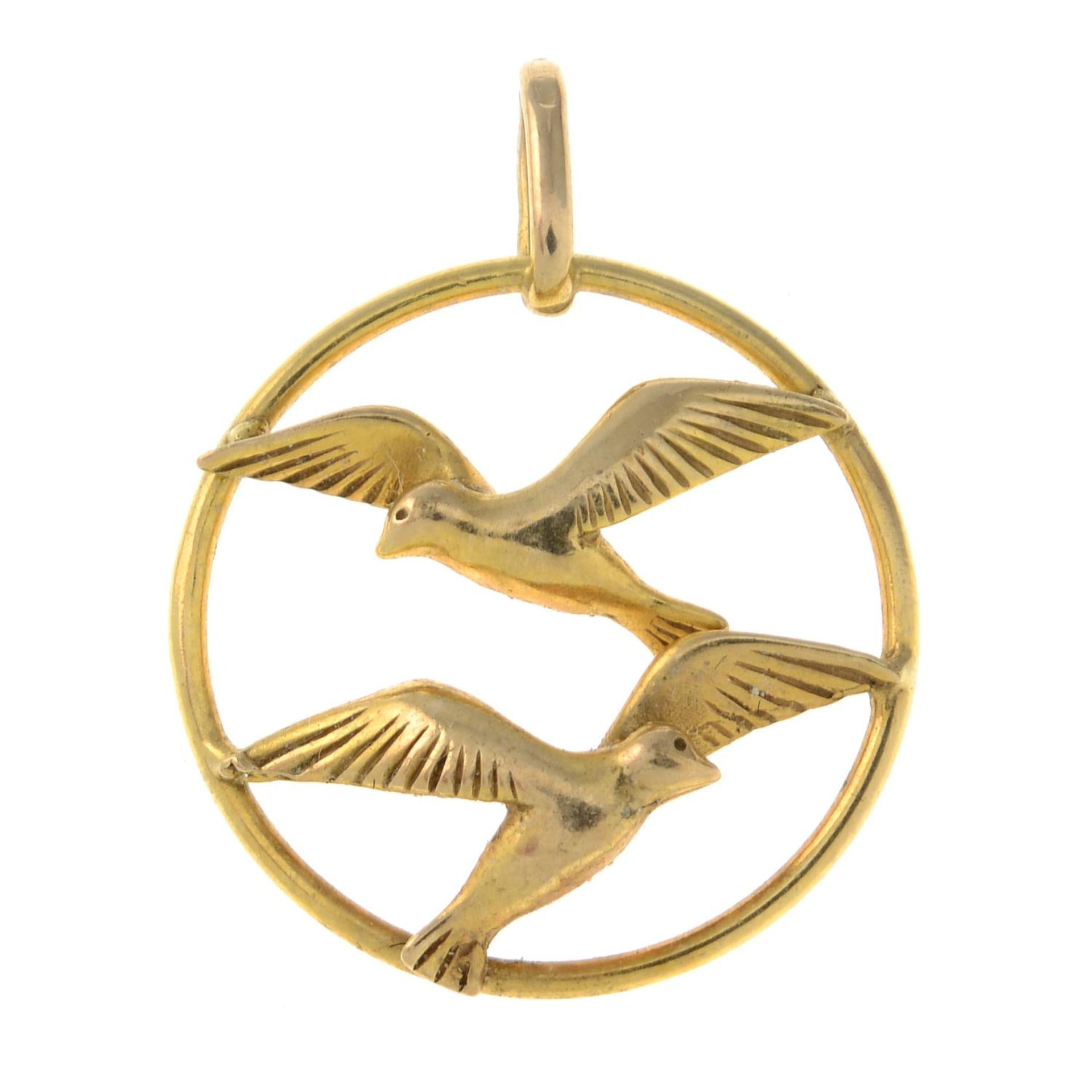 A 9ct gold openwork pendant, designed to depict two birds in flight.Import marks for 9ct gold.