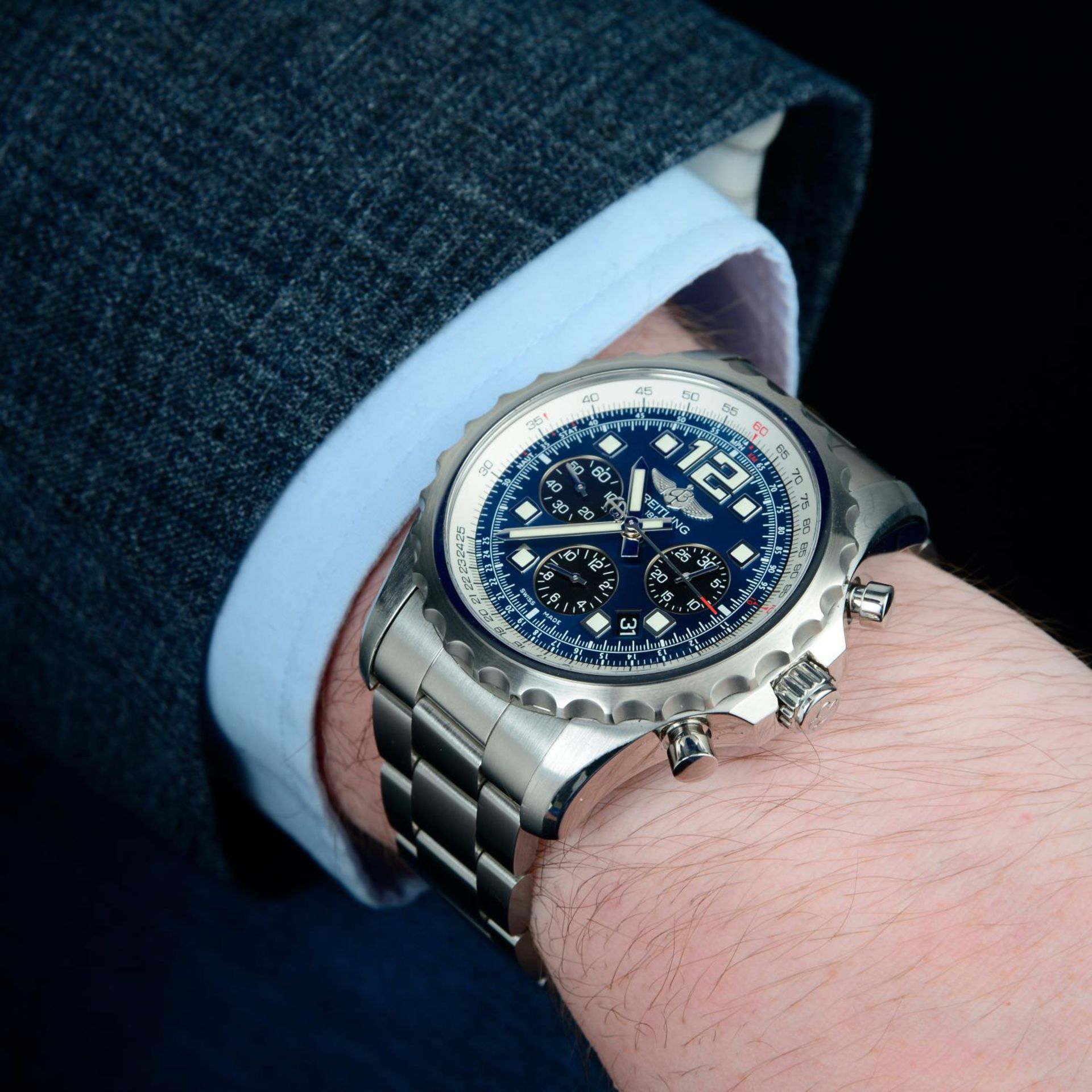 BREITLING - a Chronospace chronograph bracelet watch. - Bild 3 aus 5